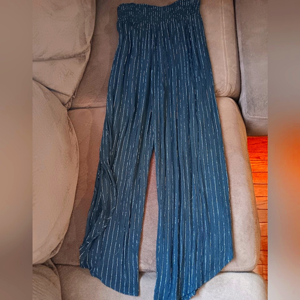 NWOT Split Palazzo Black Elegant Pants